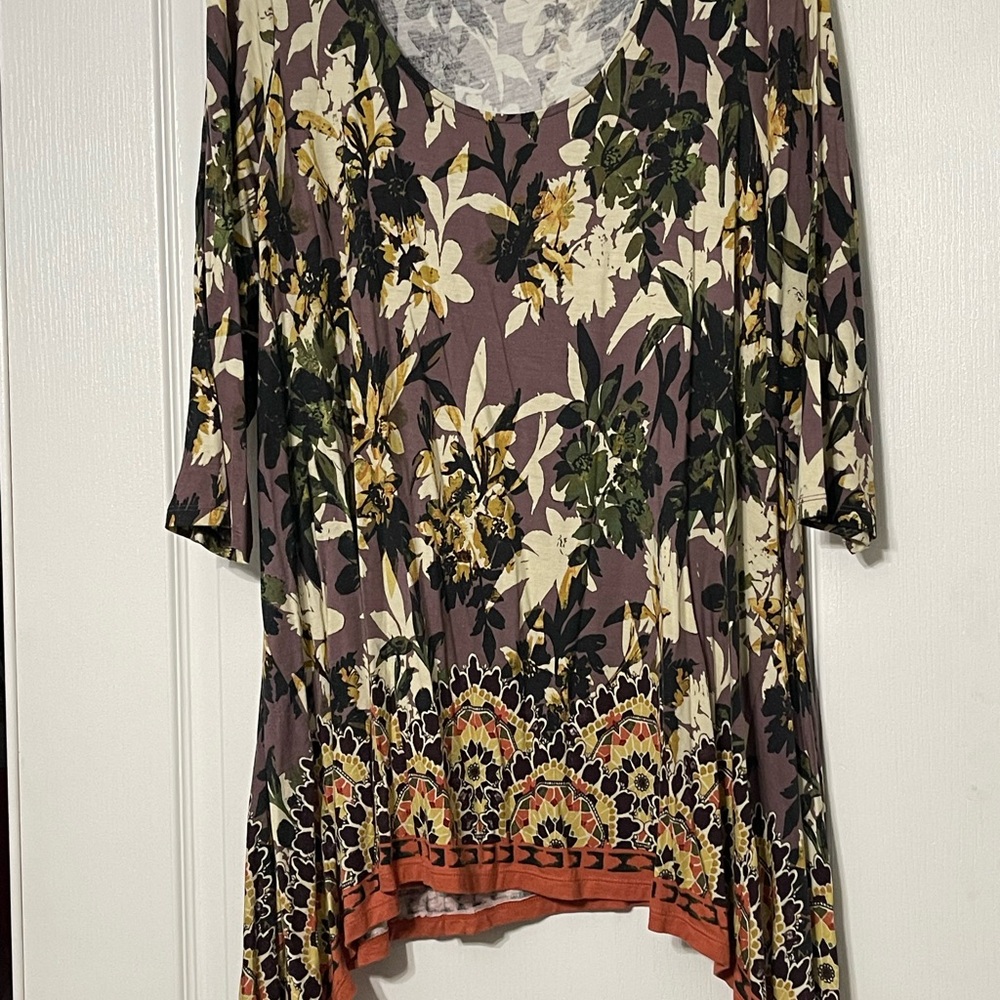 Woman tops 1X new fits 2X price for each of offer for bundle